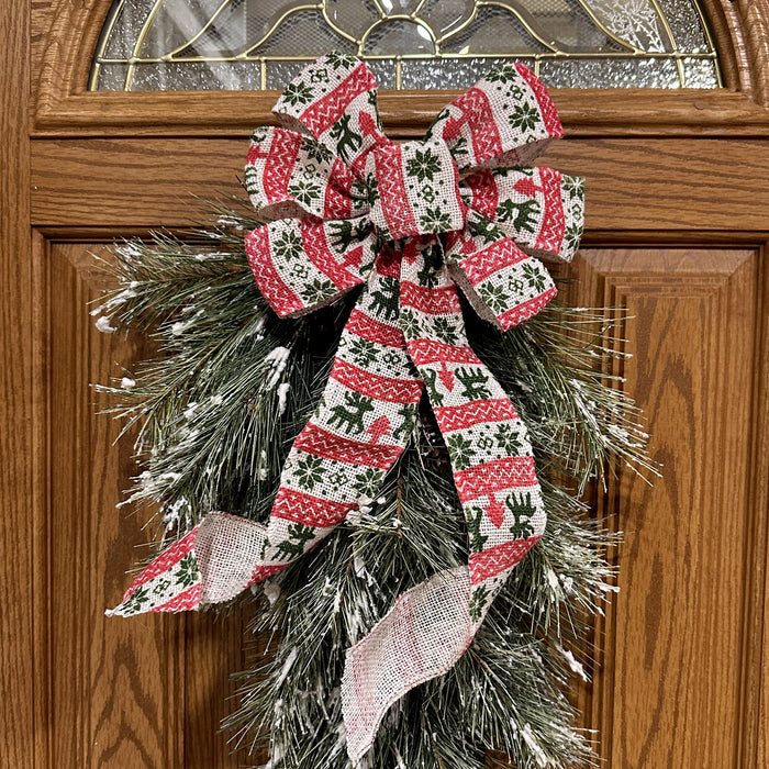 red-green-fair-isle-wreath-bow