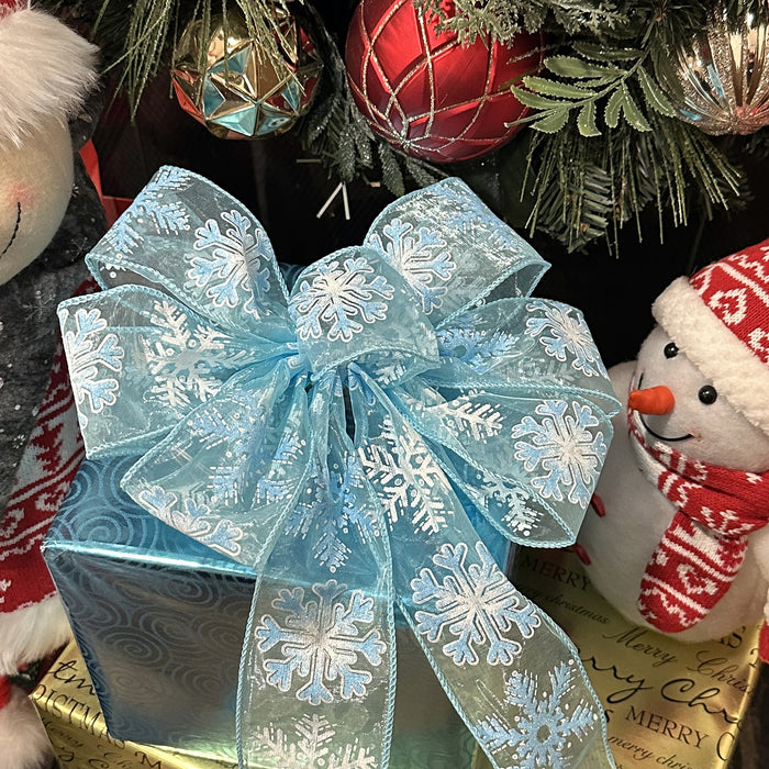 light-blue-sheer-christmas-wreath-bow