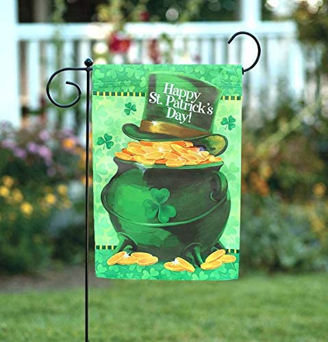 garden-flag-for-st.-patrick's-day