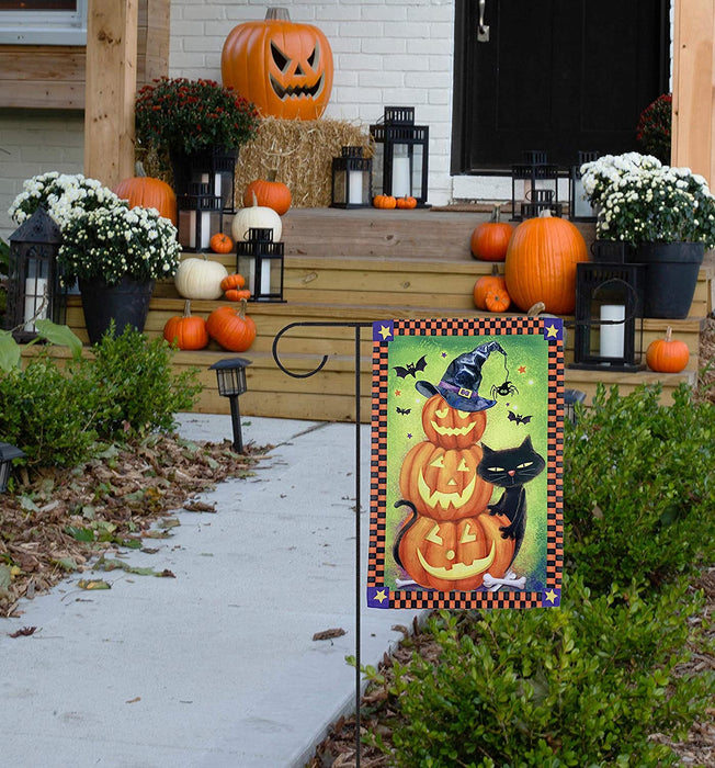 witches-hat-bats-garden-flag