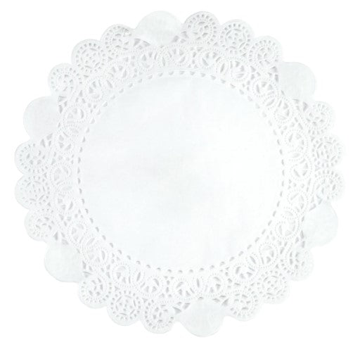 scalloped-edge-white-doilies