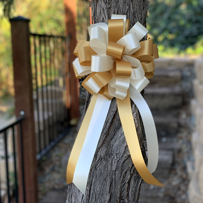 ivory-gold-wedding-theme