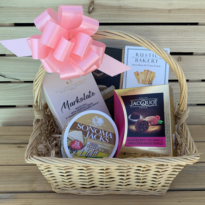 pink-gift-basket-bows